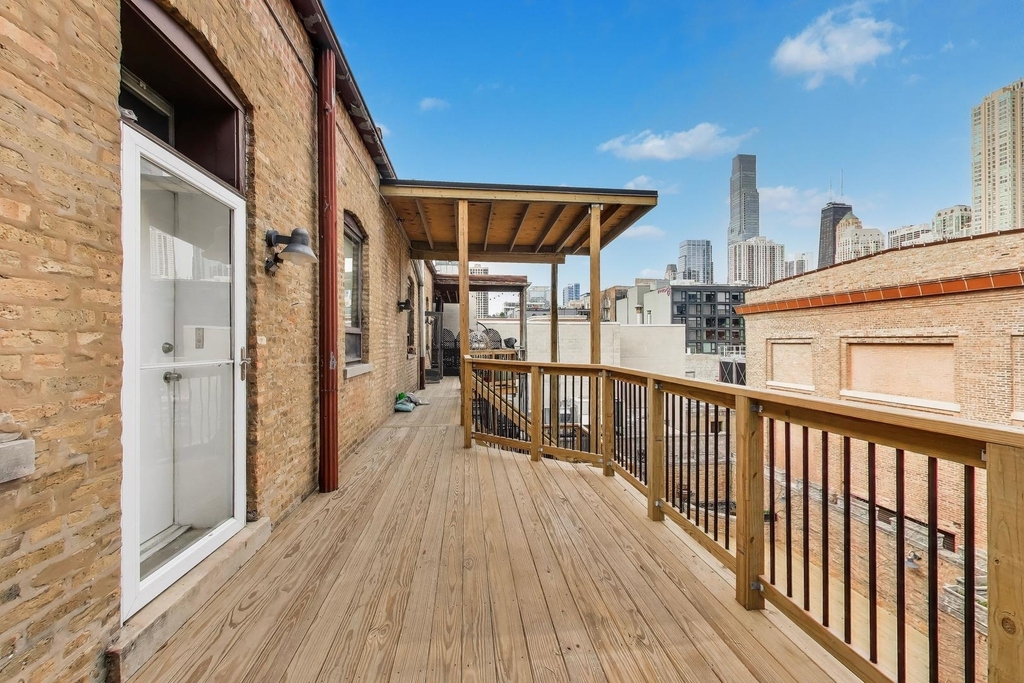 503 N Wells Street - Photo 22
