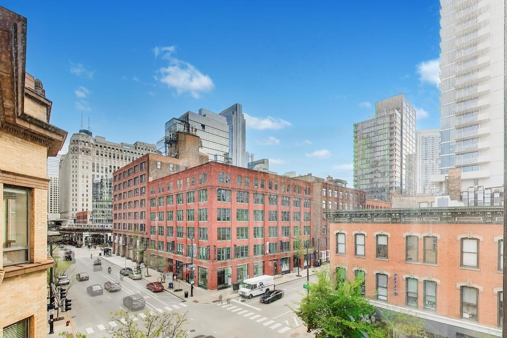 503 N Wells Street - Photo 7