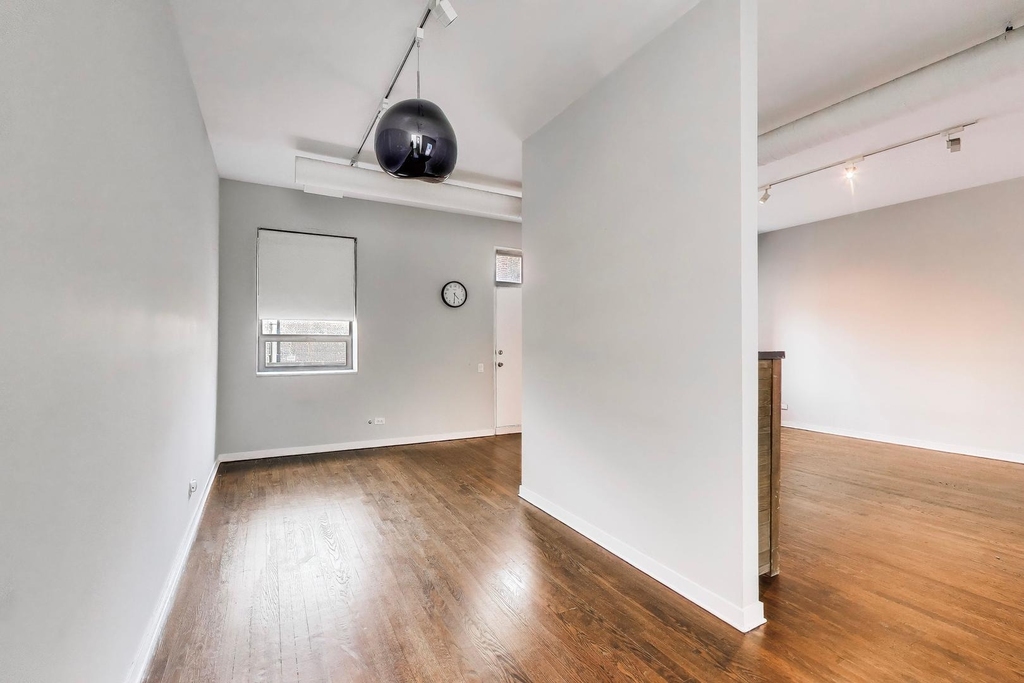 503 N Wells Street - Photo 14