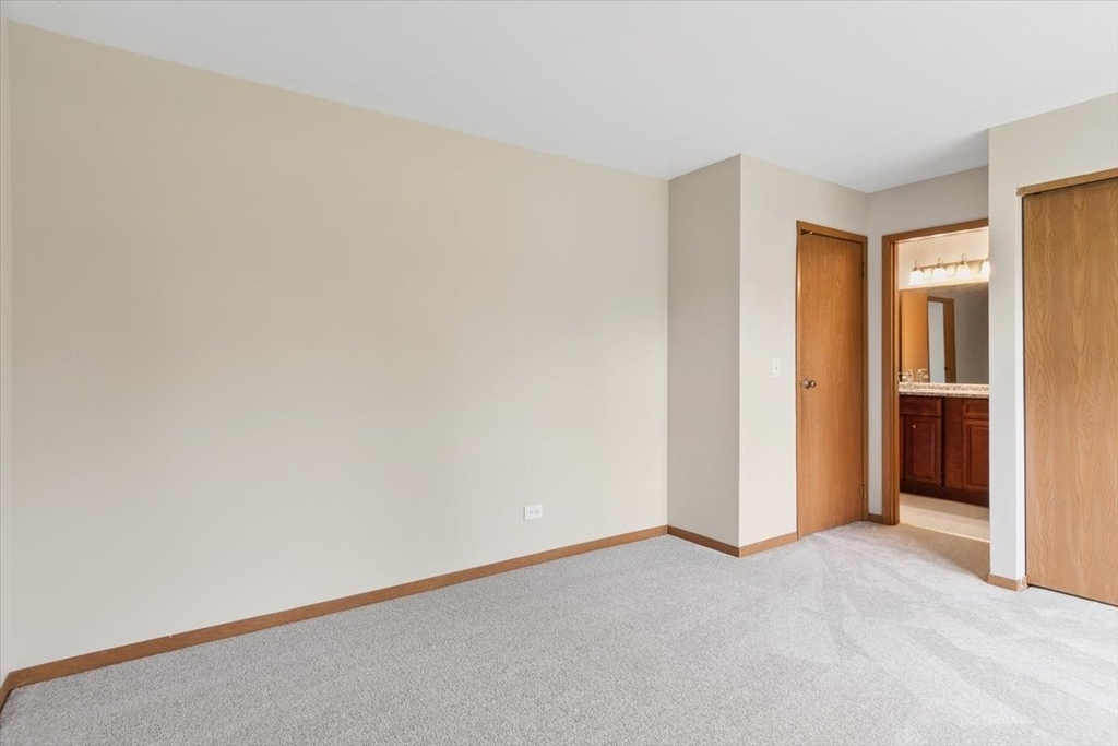 1440 Carleton Avenue - Photo 9