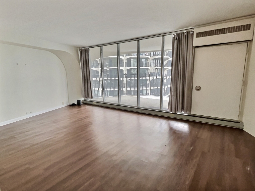 300 N State Street - Photo 1