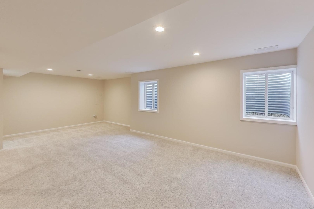 23927 Mcmullin Circle - Photo 20