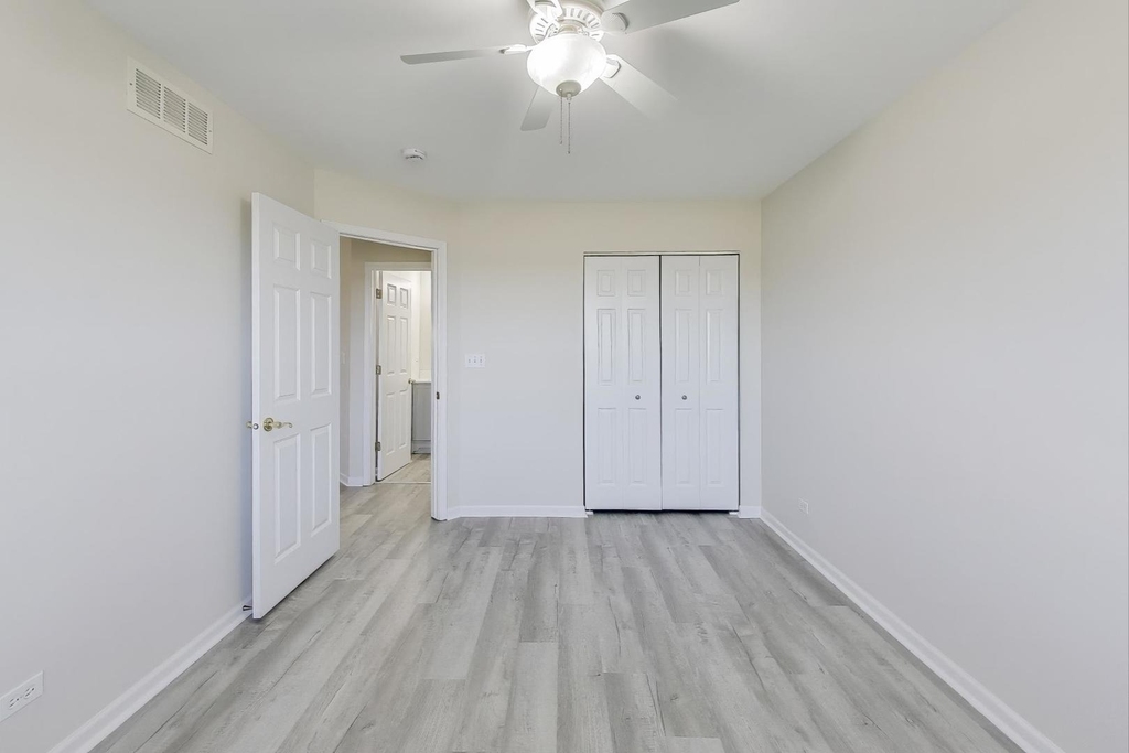 23927 Mcmullin Circle - Photo 10