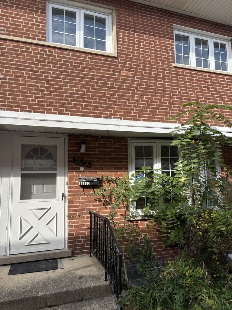 1823 W Hood Avenue - Photo 1