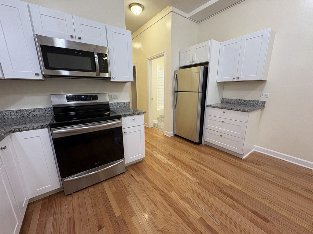 6619 S Drexel Avenue - Photo 2