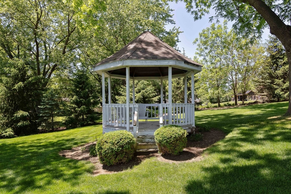 1971 Countryside Drive - Photo 44