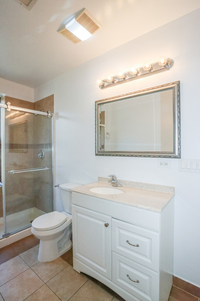 901 W Sheridan Road - Photo 8