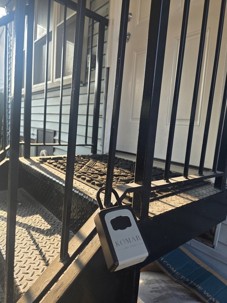 3419 W Beach Avenue - Photo 10