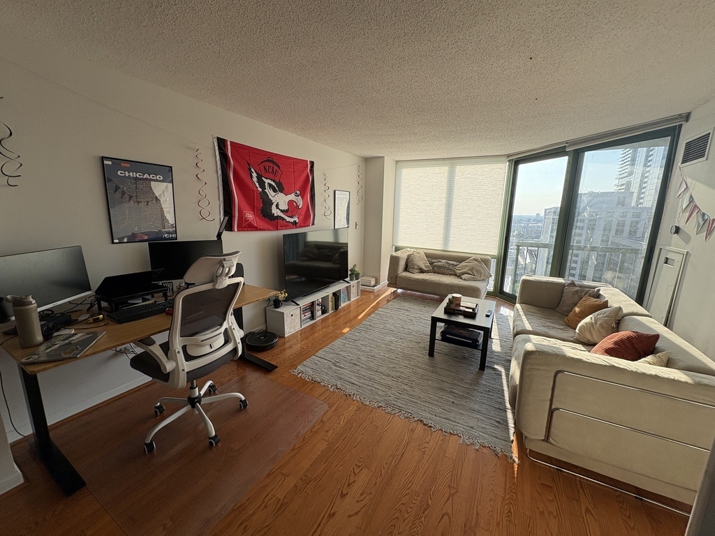 111 W Maple Street - Photo 4