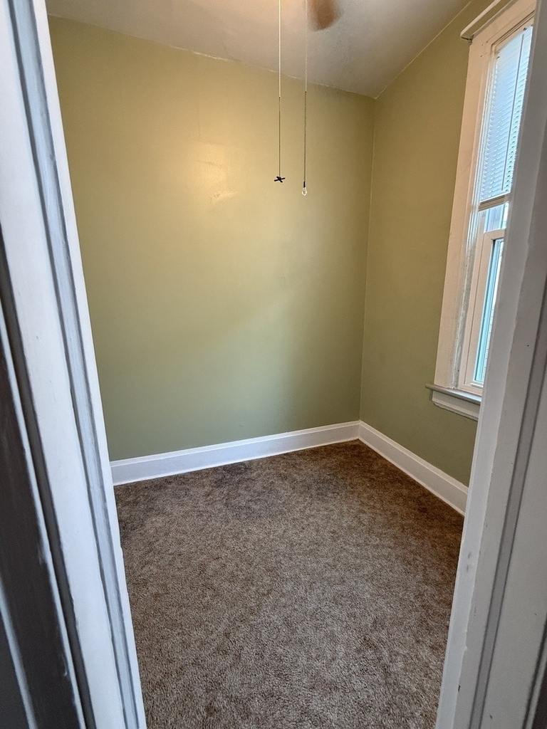 2233 N Sawyer Avenue - Photo 5
