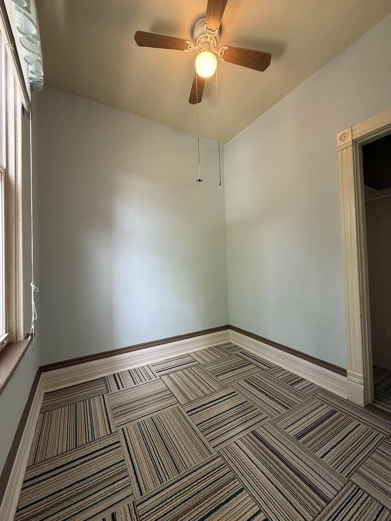 2233 N Sawyer Avenue - Photo 6
