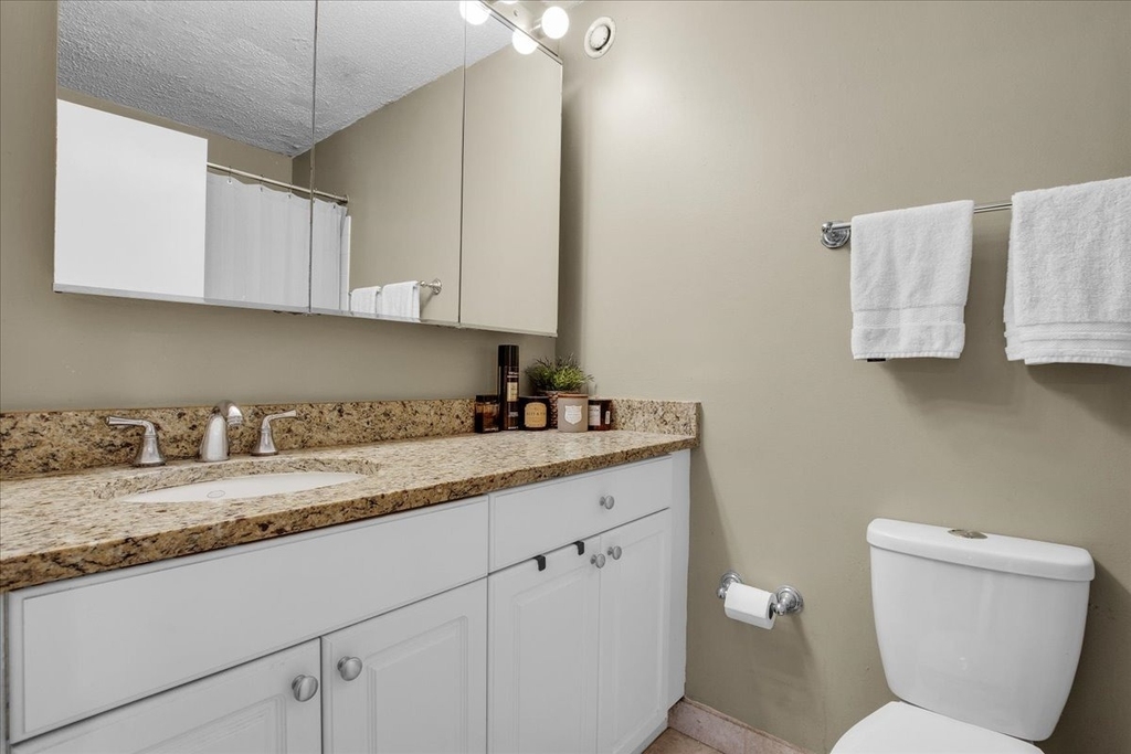 10 E Ontario Street - Photo 9