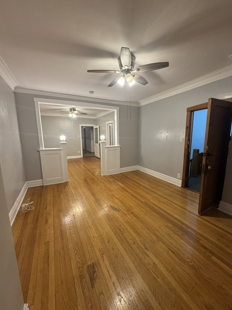 5752 S Whipple Street - Photo 12