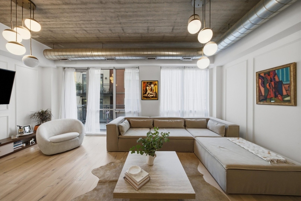 845 N Kingsbury Street - Photo 6