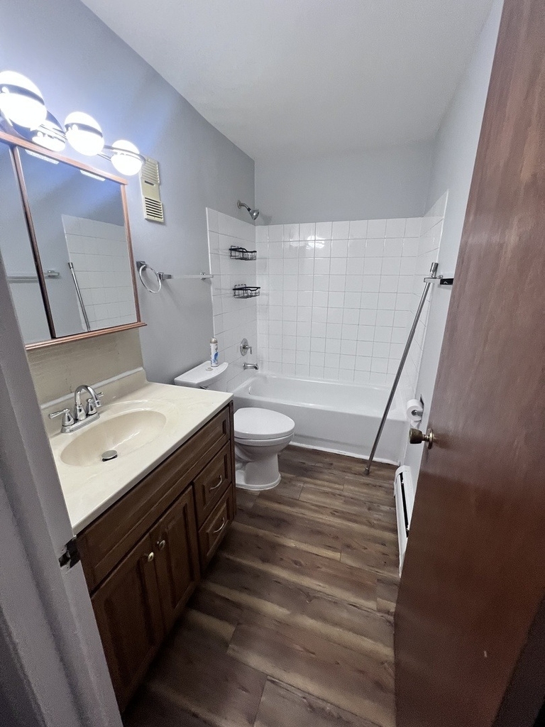 8238 Woodland Drive - Photo 9
