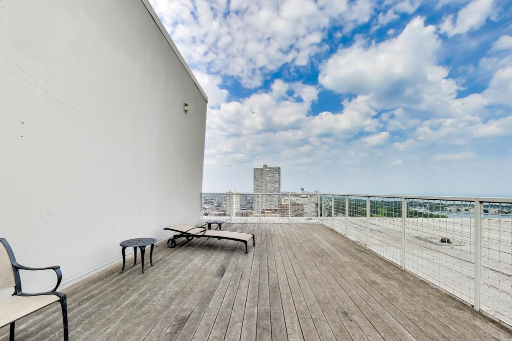 3600 N Lake Shore Drive - Photo 15