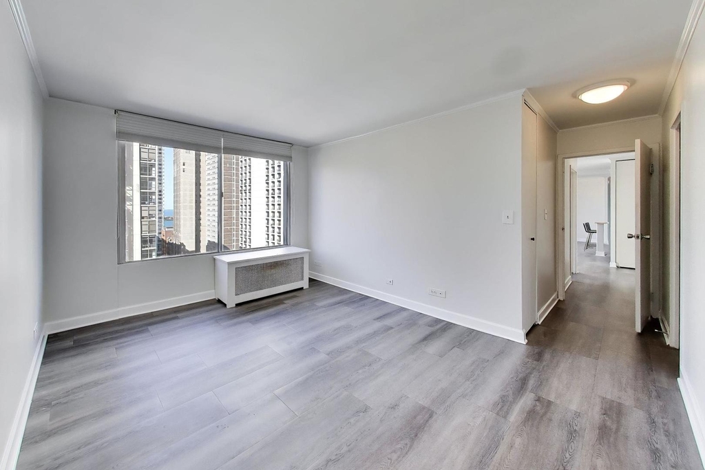 71 E Division Street - Photo 14