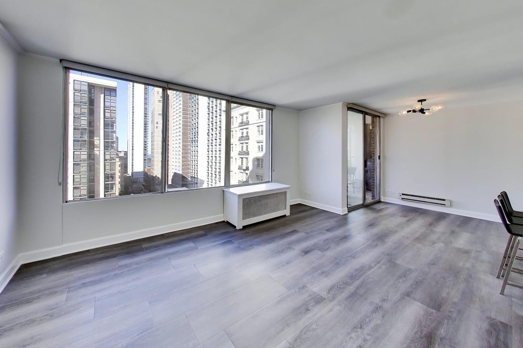 71 E Division Street - Photo 9