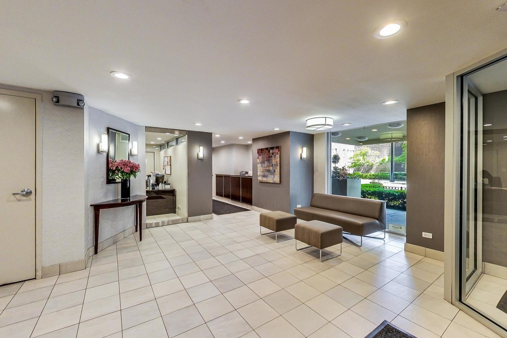 71 E Division Street - Photo 2