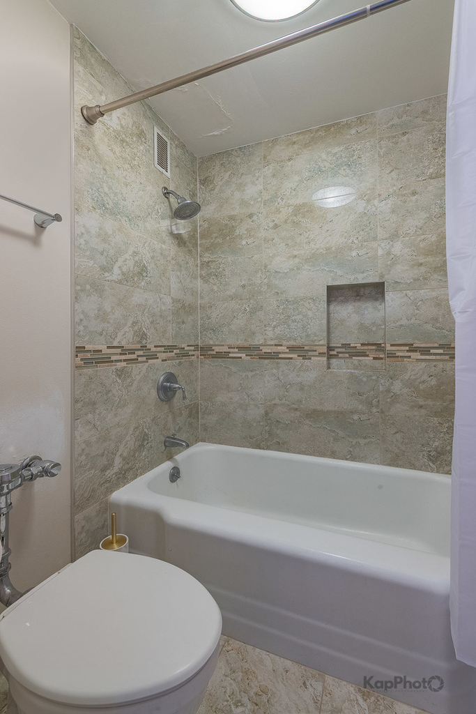 535 N Michigan Avenue - Photo 15