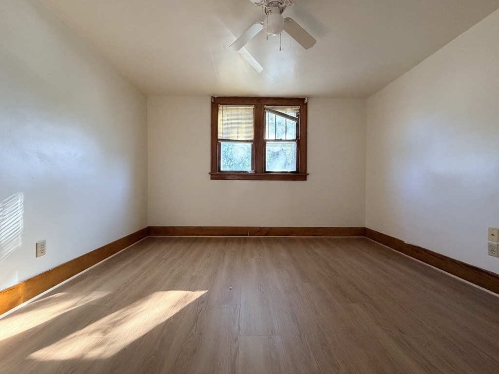 733 S Union Street - Photo 2