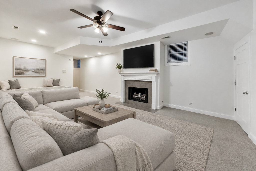 3928 N Greenview Avenue - Photo 35