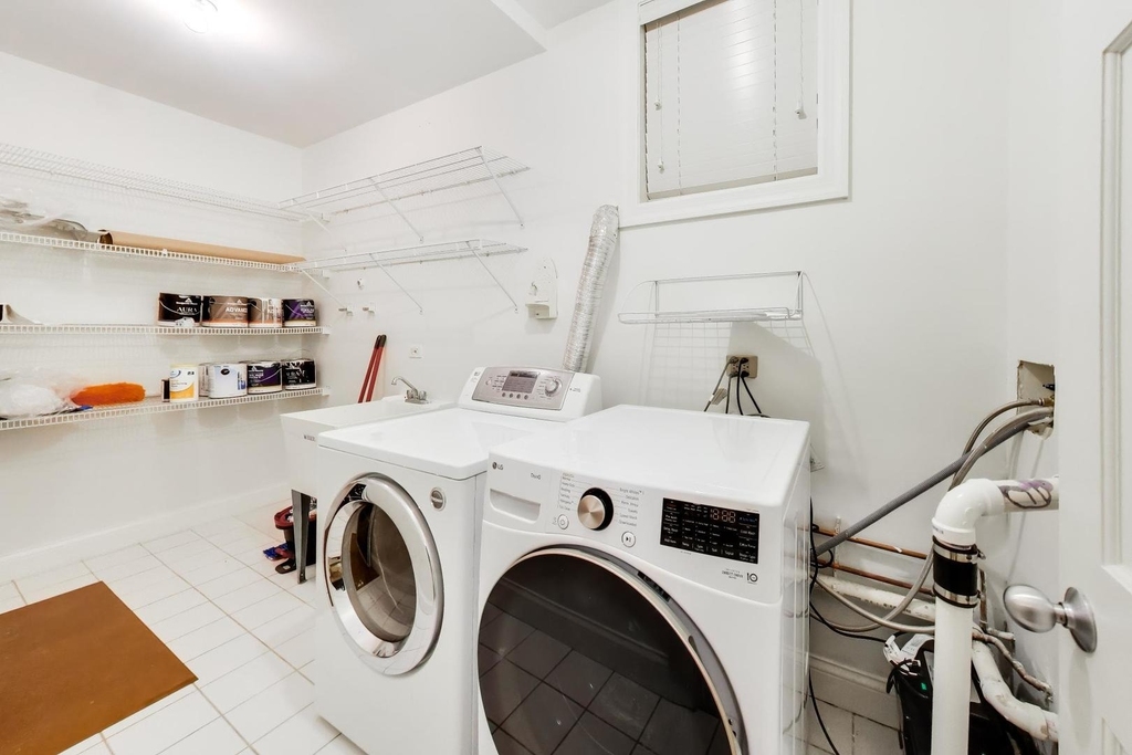 3928 N Greenview Avenue - Photo 26
