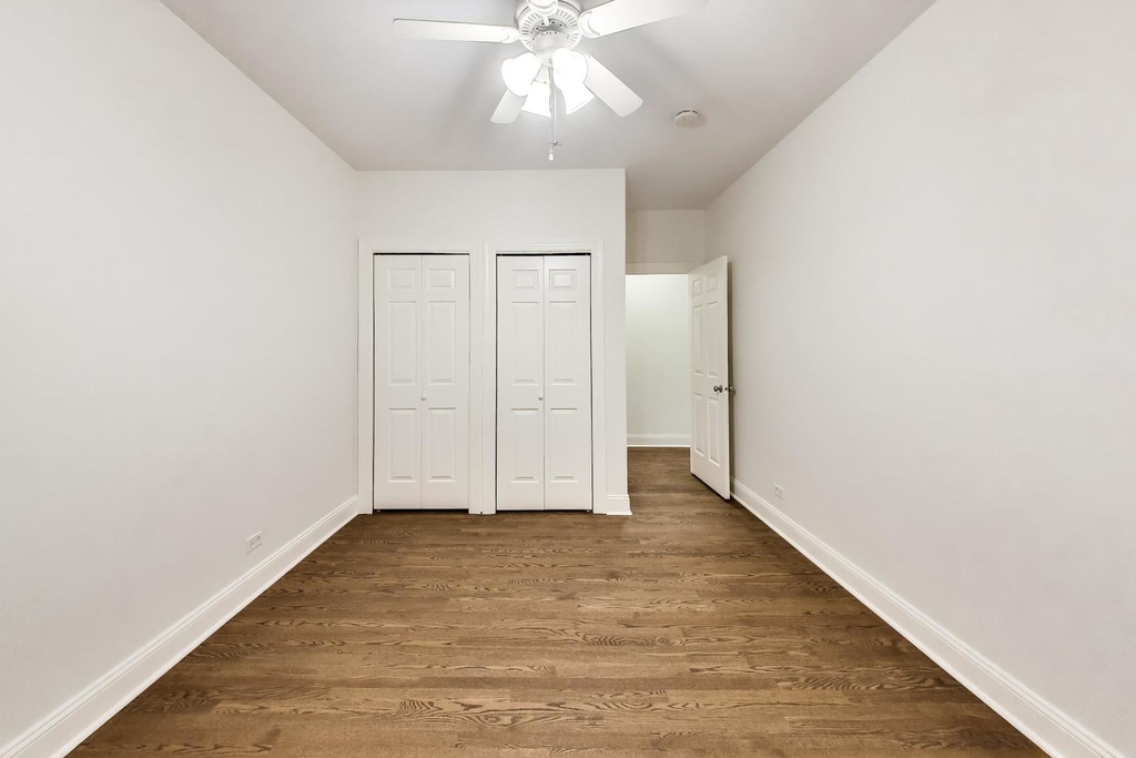 3928 N Greenview Avenue - Photo 18