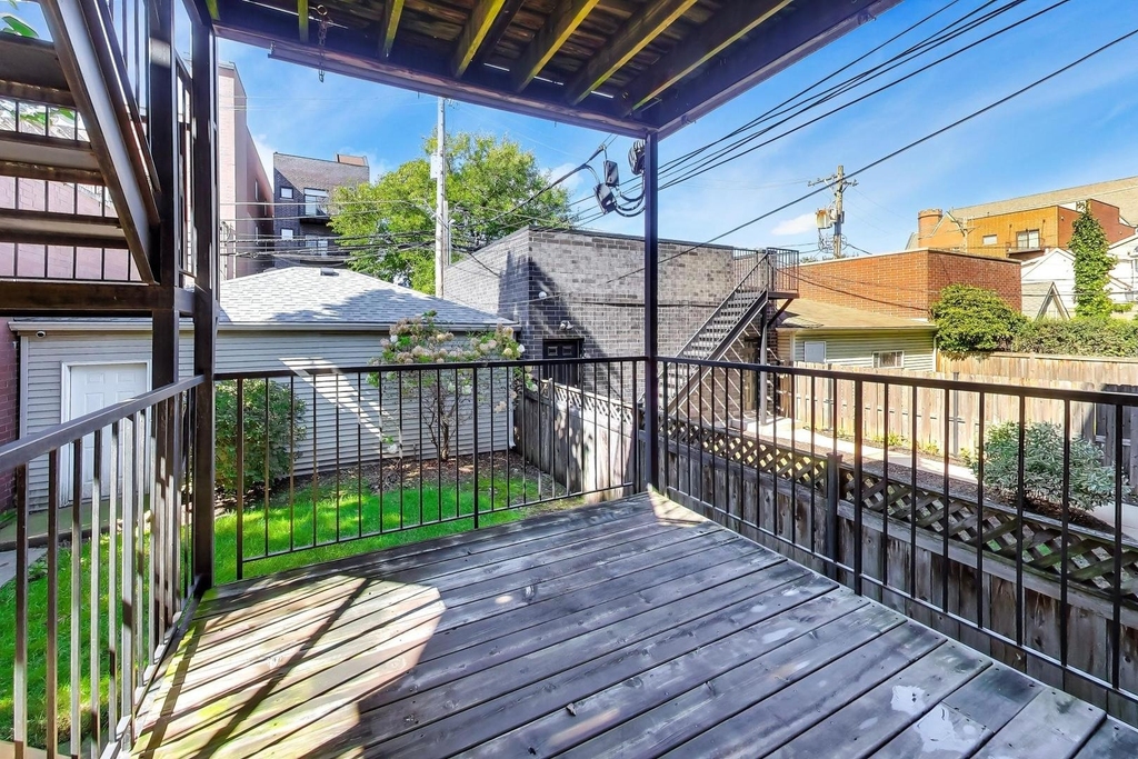 3928 N Greenview Avenue - Photo 27