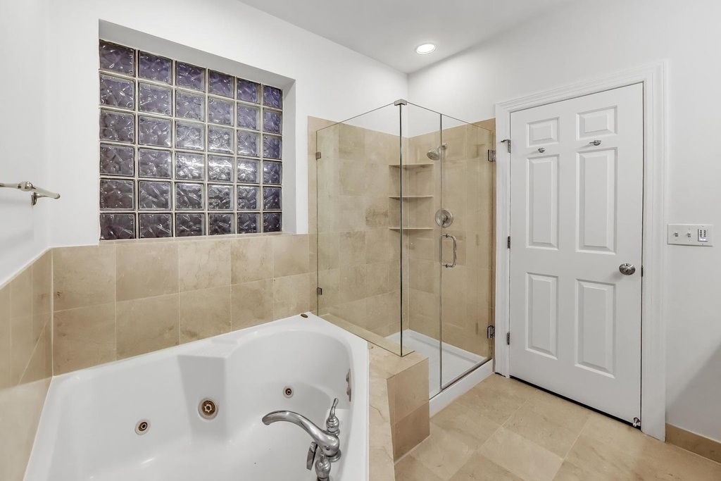 3928 N Greenview Avenue - Photo 15