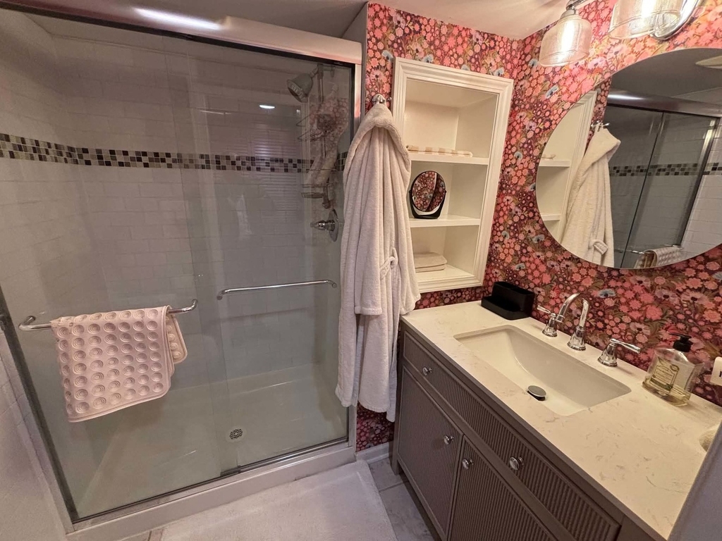 3325 N Racine Avenue - Photo 17