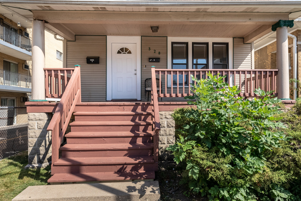 328 Circle Avenue - Photo 4