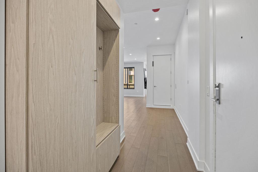 305 S Racine Avenue - Photo 14