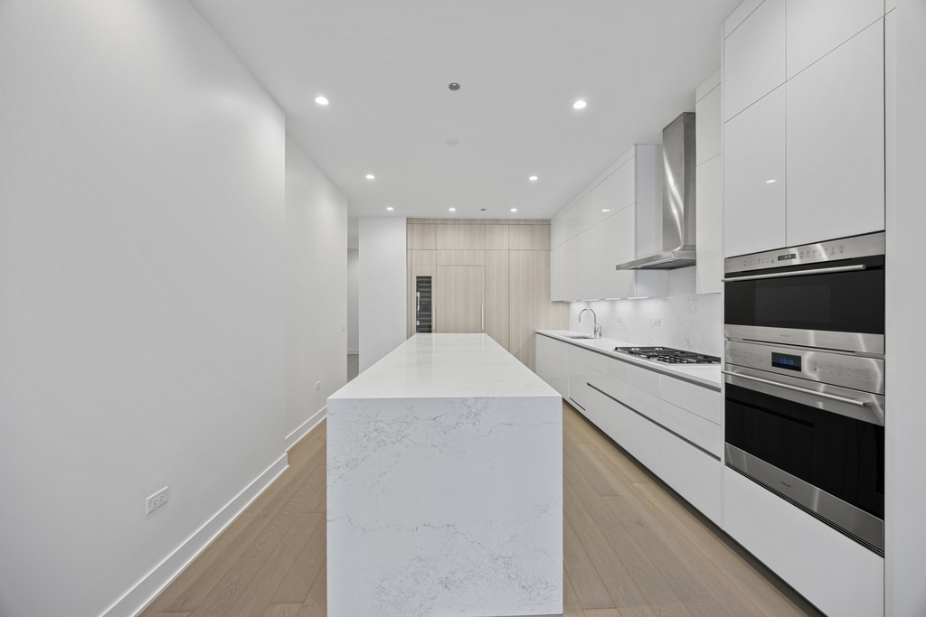 305 S Racine Avenue - Photo 9