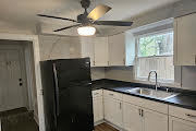 517 E Chicago Street - Photo 1