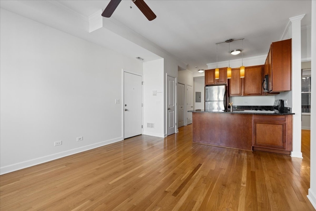 2712 N Kedzie Avenue - Photo 5