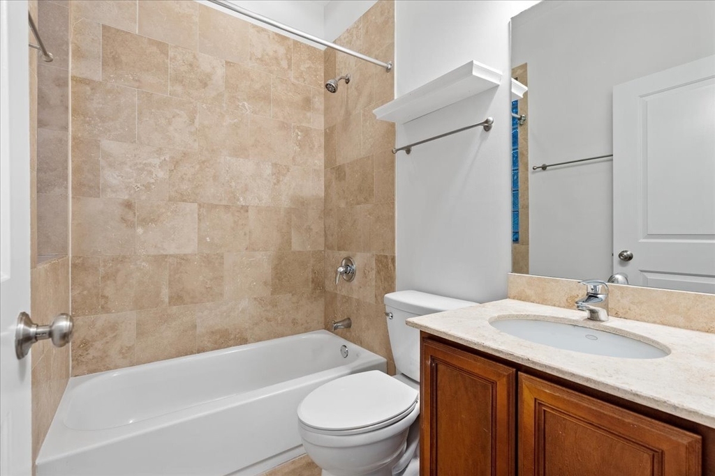2712 N Kedzie Avenue - Photo 12