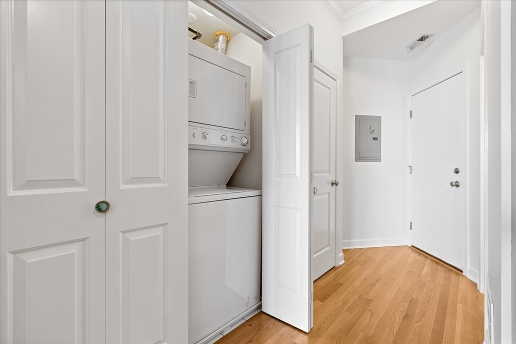 2712 N Kedzie Avenue - Photo 13