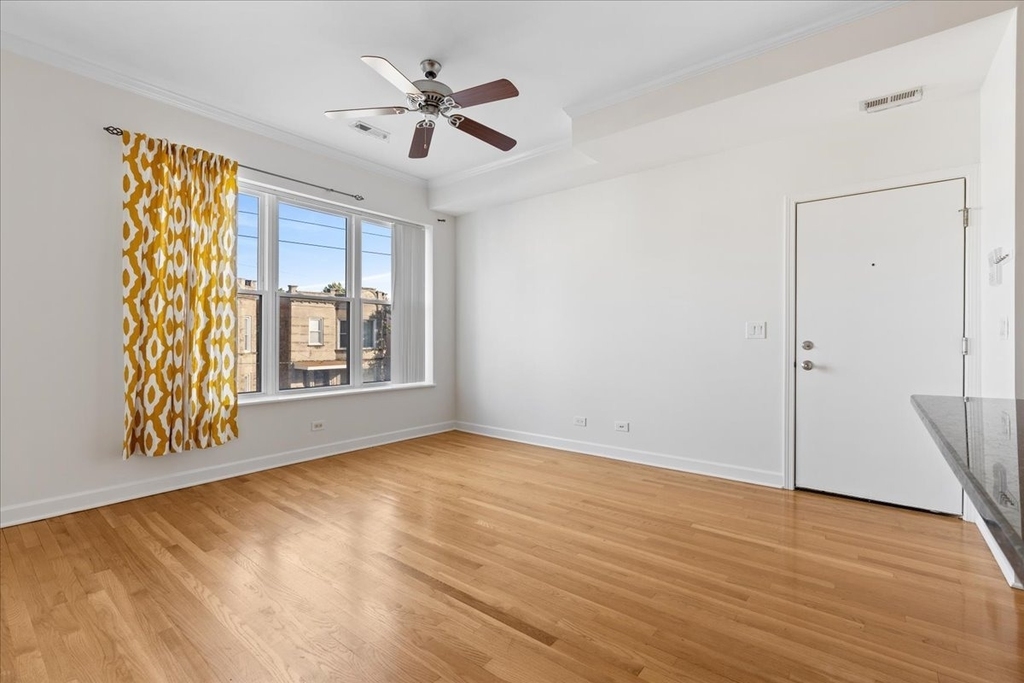 2712 N Kedzie Avenue - Photo 4
