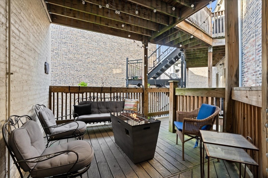 2712 N Kedzie Avenue - Photo 14
