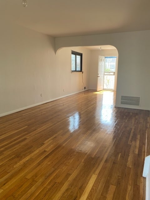 257-30 149th - Photo 5