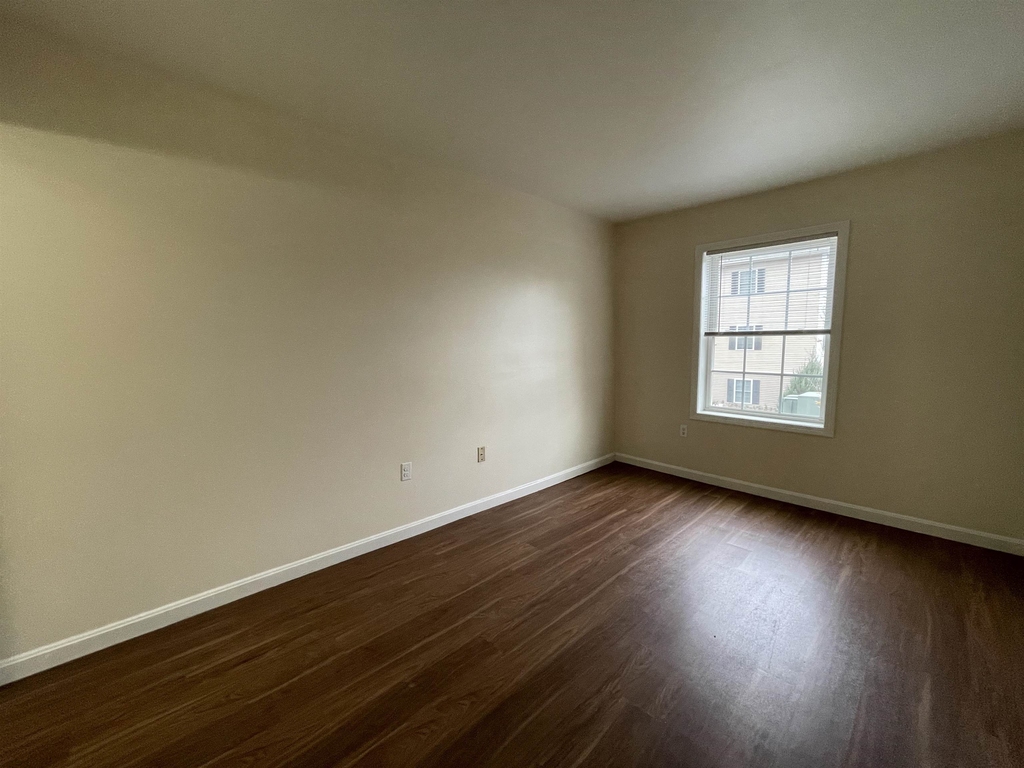 30 Sentinel - Photo 20