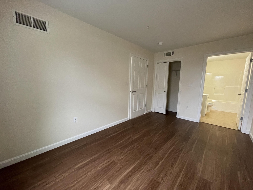 30 Sentinel - Photo 21