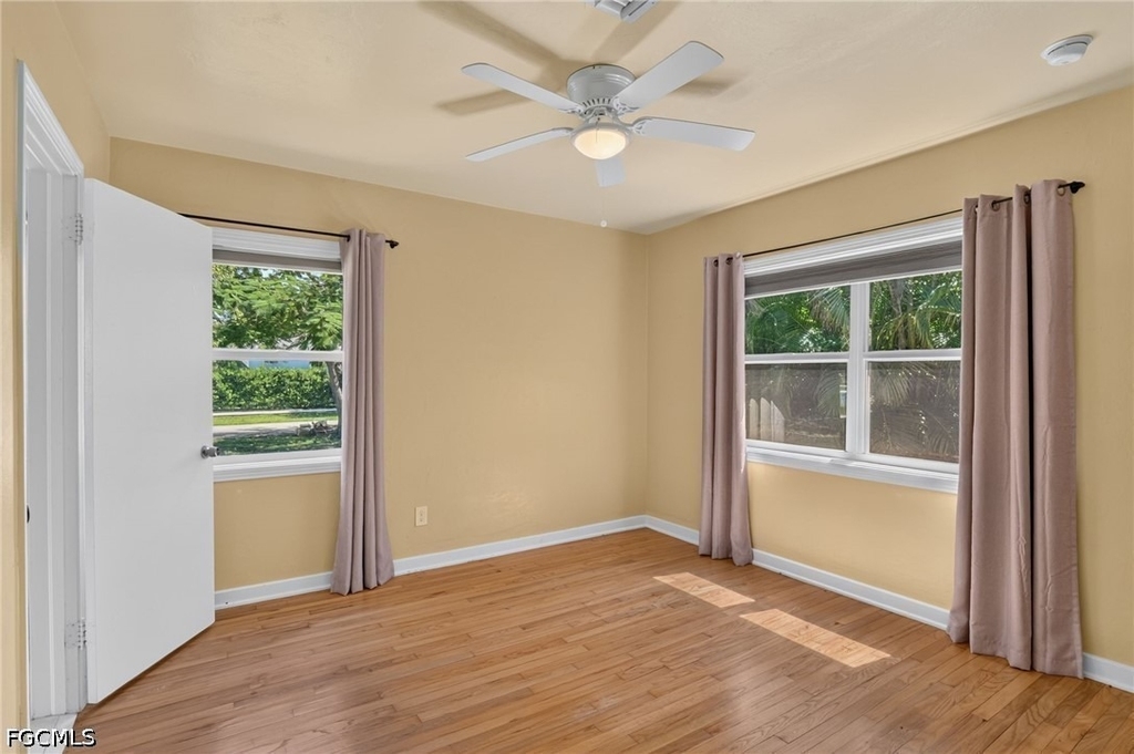 1484 Linhart Avenue - Photo 21