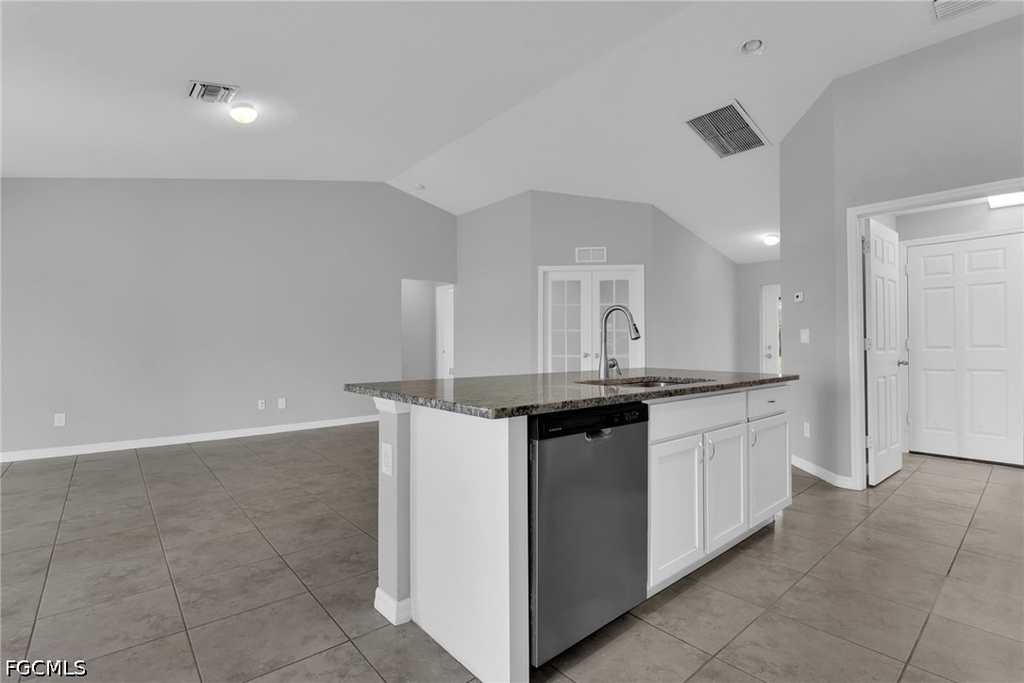 1736 Ne 1st Avenue - Photo 9
