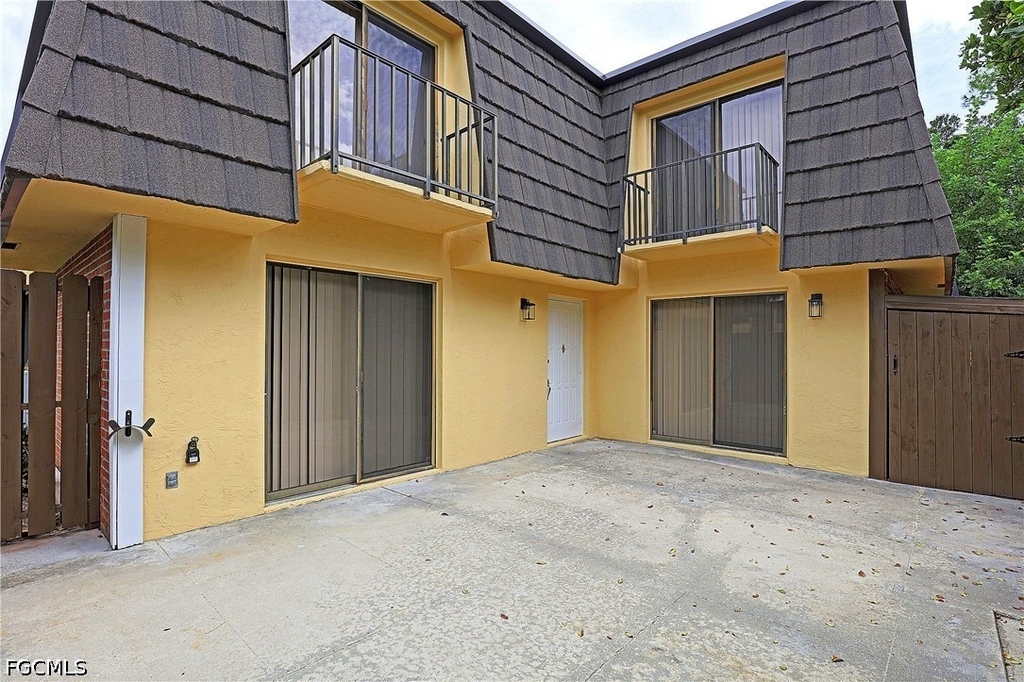 12367 Woodrose Court - Photo 4