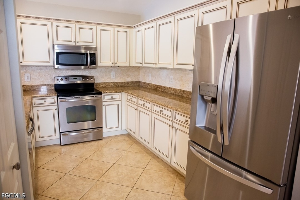 10324 Barberry Lane - Photo 2