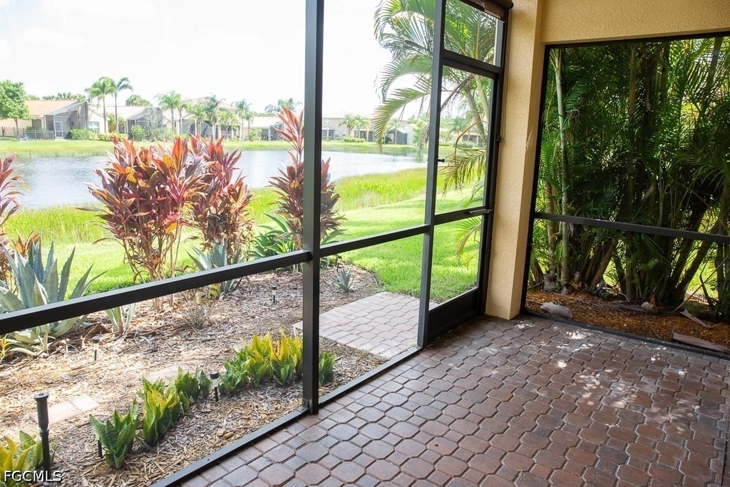 10324 Barberry Lane - Photo 14