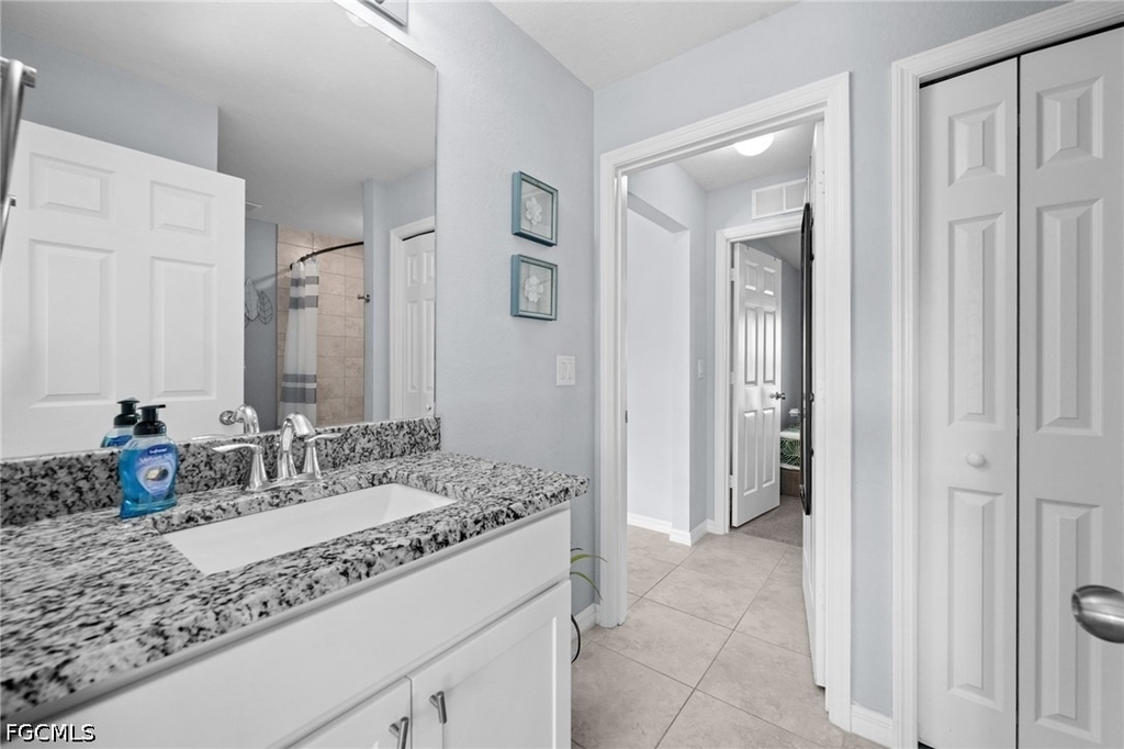 415 Sw 31st Place - Photo 31