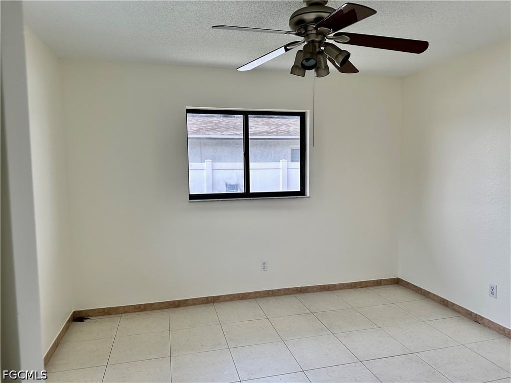 1902 Se 14th Street - Photo 18